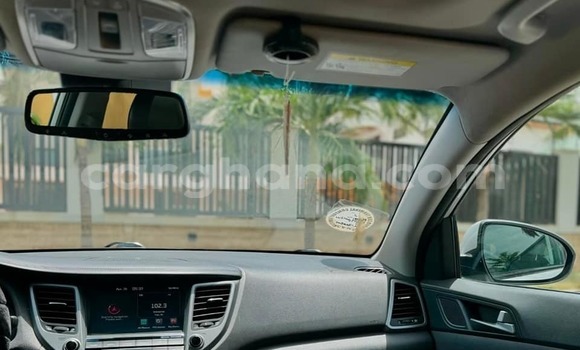 Ra Àlòkù Hyundai Tucson Miiran Ọkọ̀ in Aboso ni Oorun Ra Àlòkù Hyundai Tucson Miiran Ọkọ̀ in Aboso ni Oorun