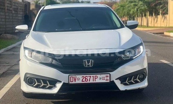 Buy Used Honda Civic White Car in Abura in Central