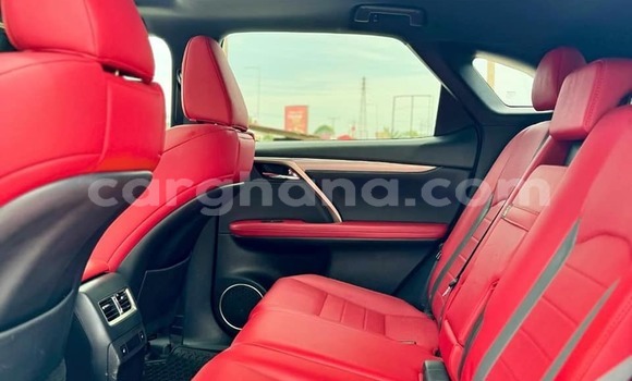 Ra Àlòkù Lexus RX 350 funfun Ọkọ̀ in Accra ni Greater Accra Ra Àlòkù Lexus RX 350 funfun Ọkọ̀ in Accra ni Greater Accra