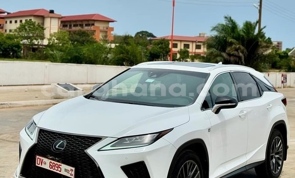 Ra Àlòkù Lexus RX 350 funfun Ọkọ̀ in Accra ni Greater Accra Ra Àlòkù Lexus RX 350 funfun Ọkọ̀ in Accra ni Greater Accra