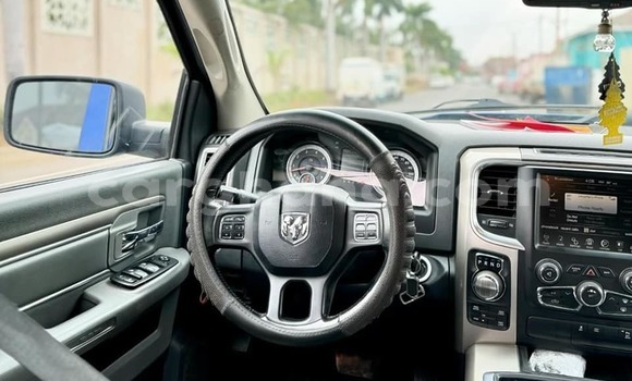 Ra Àlòkù Dodge RAM Blue Ọkọ̀ in Accra ni Greater Accra Ra Àlòkù Dodge RAM Blue Ọkọ̀ in Accra ni Greater Accra