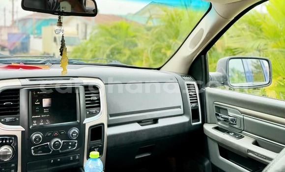 Ra Àlòkù Dodge RAM Blue Ọkọ̀ in Accra ni Greater Accra Ra Àlòkù Dodge RAM Blue Ọkọ̀ in Accra ni Greater Accra