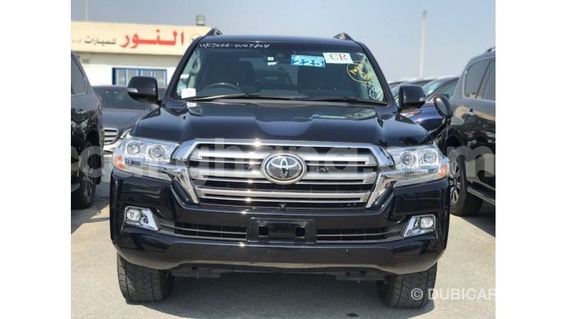 Big with watermark toyota land cruiser ashanti import dubai 10834