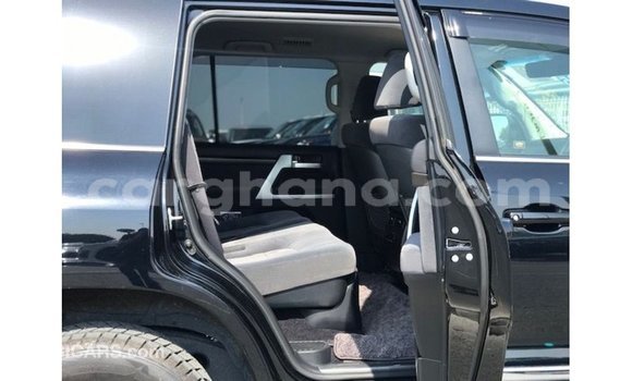 Buy Import Toyota Land Cruiser Black Car in Import - Dubai in Ashanti Buy Import Toyota Land Cruiser Black Car in Import - Dubai in Ashanti