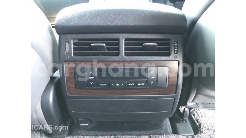 Big with watermark toyota land cruiser ashanti import dubai 10834