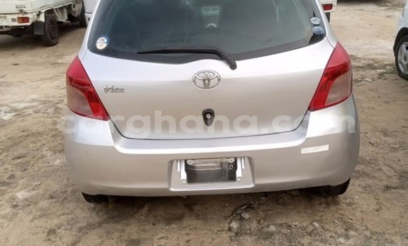 Ra Àlòkù Toyota Vitz Silver Ọkọ̀ in Sekondi–Takoradi Metropolitan ni Oorun Ra Àlòkù Toyota Vitz Silver Ọkọ̀ in Sekondi–Takoradi Metropolitan ni Oorun