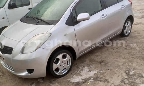 Ra Àlòkù Toyota Vitz Silver Ọkọ̀ in Sekondi–Takoradi Metropolitan ni Oorun Ra Àlòkù Toyota Vitz Silver Ọkọ̀ in Sekondi–Takoradi Metropolitan ni Oorun