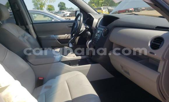 Ra Àlòkù Honda Pilot Silver Ọkọ̀ in Sekondi ni Oorun Ra Àlòkù Honda Pilot Silver Ọkọ̀ in Sekondi ni Oorun