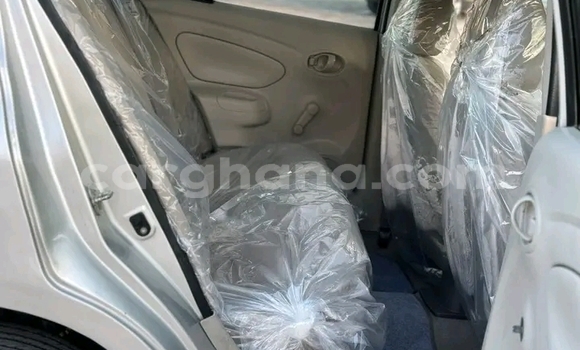 Sayi Na hannu Nissan Sunny Sauran Mota in Accra a Greater Accra