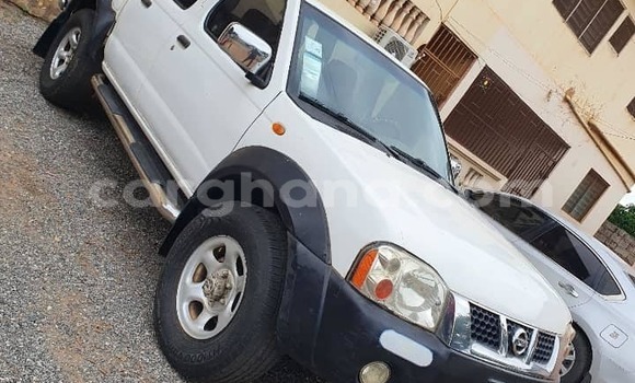Buy Used Toyota Hilux White Car in Accra in Greater Accra Buy Used Toyota Hilux White Car in Accra in Greater Accra