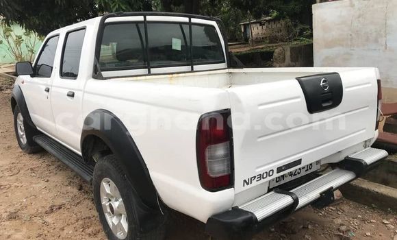 Buy Used Toyota Hilux White Car in Accra in Greater Accra Buy Used Toyota Hilux White Car in Accra in Greater Accra