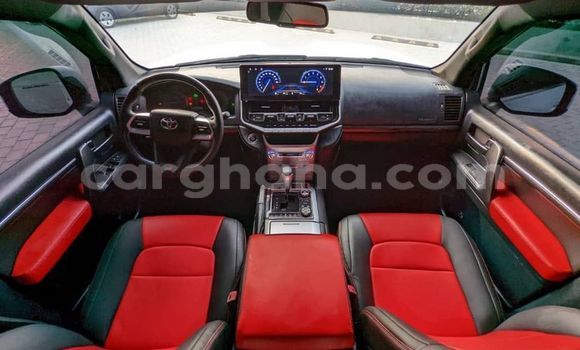 Buy Used Toyota Highlander White Car in Accra in Greater Accra Buy Used Toyota Highlander White Car in Accra in Greater Accra