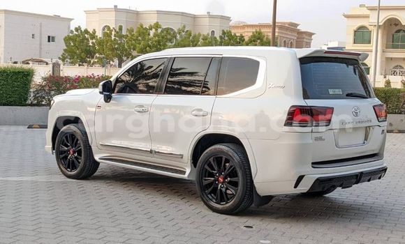 Buy Used Toyota Highlander White Car in Accra in Greater Accra Buy Used Toyota Highlander White Car in Accra in Greater Accra
