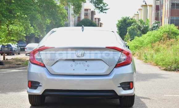 Buy Used Mercedes‒Benz 250 White Car in Accra in Greater Accra Buy Used Mercedes‒Benz 250 White Car in Accra in Greater Accra
