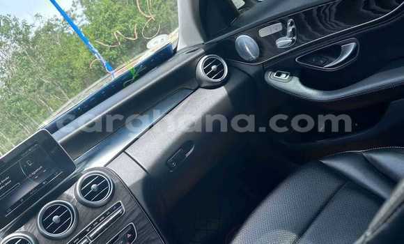 Buy Used Volkswagen Beetle White Car in Accra in Greater Accra Buy Used Volkswagen Beetle White Car in Accra in Greater Accra