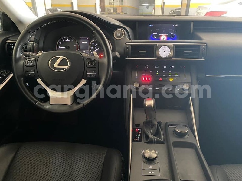 Big with watermark lexus is 300 greater accra accra 58399