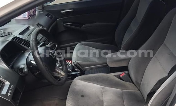 Buy Used Honda Civic White Car in Accra in Greater Accra Buy Used Honda Civic White Car in Accra in Greater Accra