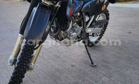 Sayi Na hannu Suzuki DR-Z M Motsi in Accra a Greater Accra