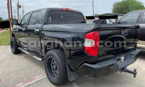 Sayi Na hannu Toyota Tundra Black Mota in Sekondi a Yamma Sayi Na hannu Toyota Tundra Black Mota in Sekondi a Yamma