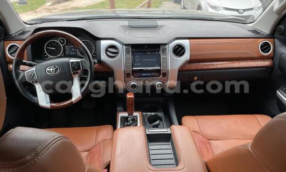 Sayi Na hannu Toyota Tundra Black Mota in Sekondi a Yamma Sayi Na hannu Toyota Tundra Black Mota in Sekondi a Yamma