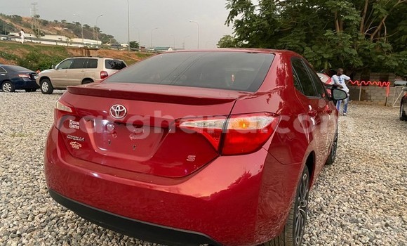 Ra Àlòkù Toyota Corolla Red Ọkọ̀ in Sekondi ni Oorun Ra Àlòkù Toyota Corolla Red Ọkọ̀ in Sekondi ni Oorun