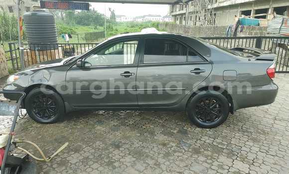 Ra Àlòkù Toyota Camry Alawọ ewe Ọkọ̀ in Sekondi ni Oorun Ra Àlòkù Toyota Camry Alawọ ewe Ọkọ̀ in Sekondi ni Oorun