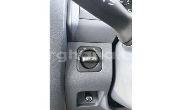 Ra Imported Toyota Land Cruiser funfun Ọkọ̀ in Import - Dubai ni Ashanti Ra Imported Toyota Land Cruiser funfun Ọkọ̀ in Import - Dubai ni Ashanti
