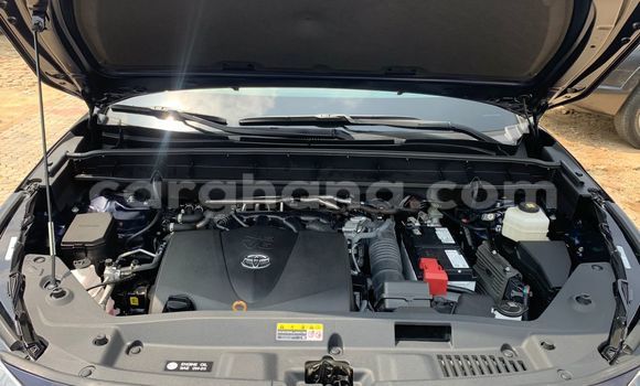 Buy Used Toyota Highlander Blue Car in Sekondi–Takoradi Metropolitan in Western Buy Used Toyota Highlander Blue Car in Sekondi–Takoradi Metropolitan in Western