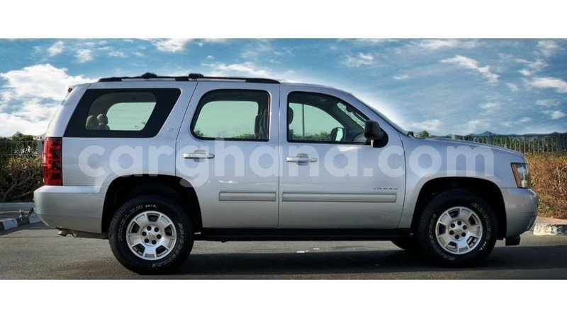 Big with watermark chevrolet tahoe ashanti import dubai 10839