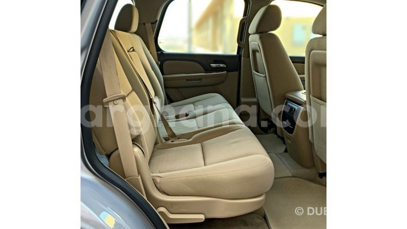 Big with watermark chevrolet tahoe ashanti import dubai 10839