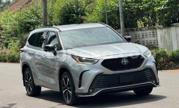 Sayi Na hannu Toyota Highlander White Mota in Accra a Greater Accra Sayi Na hannu Toyota Highlander White Mota in Accra a Greater Accra