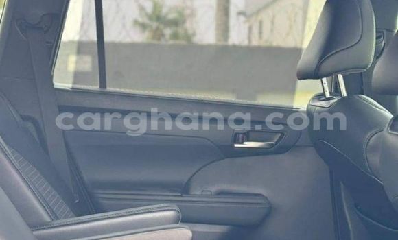 Sayi Na hannu Toyota Highlander White Mota in Accra a Greater Accra Sayi Na hannu Toyota Highlander White Mota in Accra a Greater Accra