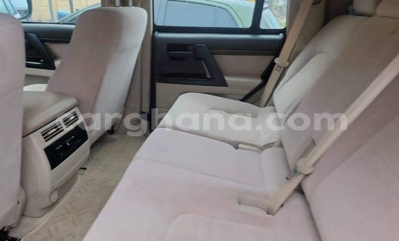 Ra Àlòkù Toyota Land Cruiser funfun Ọkọ̀ in Accra ni Greater Accra Ra Àlòkù Toyota Land Cruiser funfun Ọkọ̀ in Accra ni Greater Accra