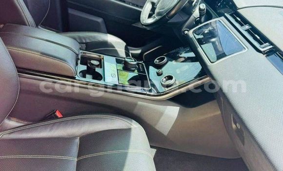 Sayi Na hannu Land Rover Range Rover Red Mota in Accra a Greater Accra Sayi Na hannu Land Rover Range Rover Red Mota in Accra a Greater Accra