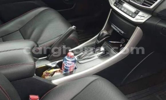 Sayi Na hannu Honda Accord Black Mota in Accra a Greater Accra Sayi Na hannu Honda Accord Black Mota in Accra a Greater Accra