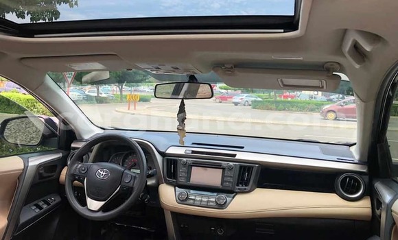 Ra Àlòkù Toyota RAV4 Black Ọkọ̀ in Accra ni Greater Accra Ra Àlòkù Toyota RAV4 Black Ọkọ̀ in Accra ni Greater Accra