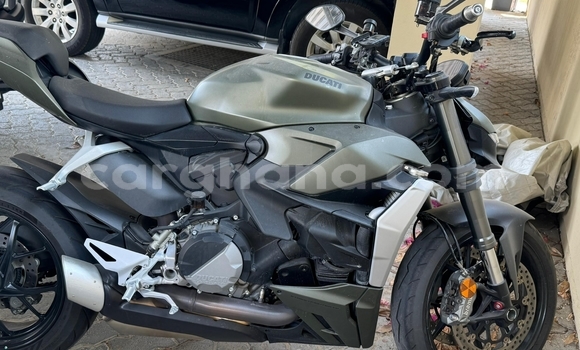 Buy Used Ducati Streetfighter Beige Bike in Accra in Greater Accra