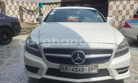 Ra Àlòkù Mercedes‒Benz CLS–Class funfun Ọkọ̀ in Accra ni Greater Accra Ra Àlòkù Mercedes‒Benz CLS–Class funfun Ọkọ̀ in Accra ni Greater Accra
