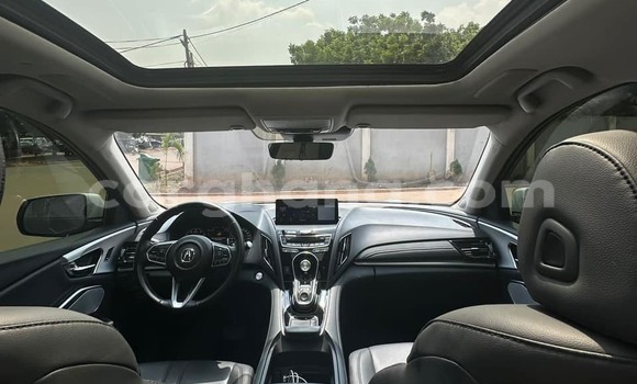 Ra Àlòkù Acura RDX funfun Ọkọ̀ in Accra ni Greater Accra Ra Àlòkù Acura RDX funfun Ọkọ̀ in Accra ni Greater Accra