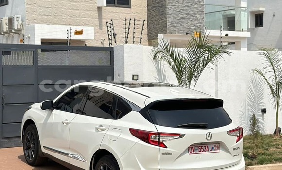 Ra Àlòkù Acura RDX funfun Ọkọ̀ in Accra ni Greater Accra Ra Àlòkù Acura RDX funfun Ọkọ̀ in Accra ni Greater Accra