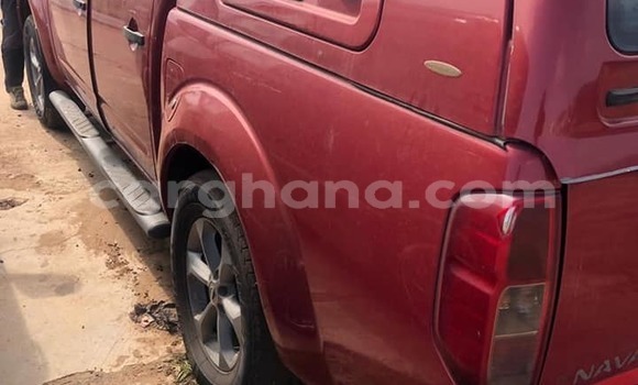 Ra Àlòkù Nissan Navara Red Ọkọ̀ in Accra ni Greater Accra Ra Àlòkù Nissan Navara Red Ọkọ̀ in Accra ni Greater Accra