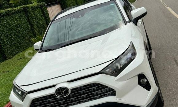 Buy Used Toyota RAV4 White Car in Accra in Greater Accra