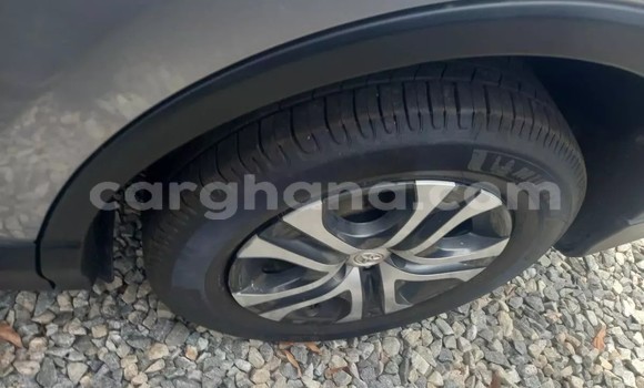 Sayi Na hannu Toyota RAV4 Azurfa Mota in Accra a Greater Accra Sayi Na hannu Toyota RAV4 Azurfa Mota in Accra a Greater Accra
