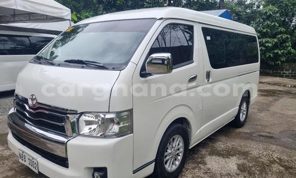 Buy Used Toyota Hiace White Car in Accra in Greater Accra
