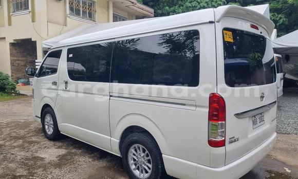 Sayi Na hannu Toyota Hiace White Mota in Accra a Greater Accra Sayi Na hannu Toyota Hiace White Mota in Accra a Greater Accra