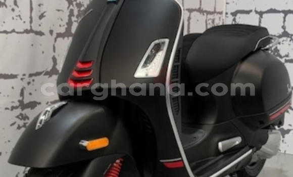 Buy Used Vespa GTS Black Bike in Accra in Greater Accra