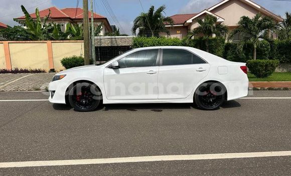 Buy Used Toyota Camry White Car in Aburi in Eastern Buy Used Toyota Camry White Car in Aburi in Eastern