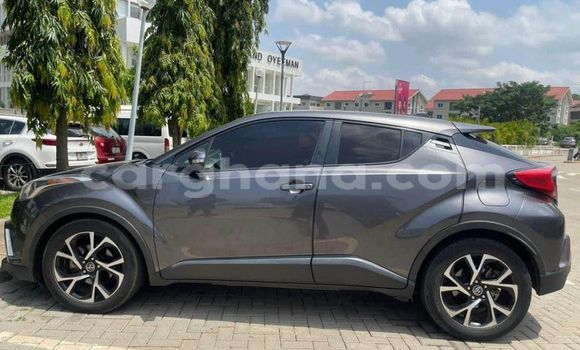 Ra Àlòkù Toyota C-HR Miiran Ọkọ̀ in Ada ni Oorun Ra Àlòkù Toyota C-HR Miiran Ọkọ̀ in Ada ni Oorun