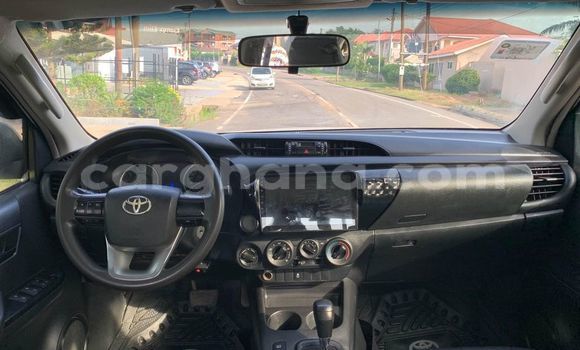 Ra Àlòkù Toyota Hilux funfun Ọkọ̀ in Accra ni Greater Accra Ra Àlòkù Toyota Hilux funfun Ọkọ̀ in Accra ni Greater Accra