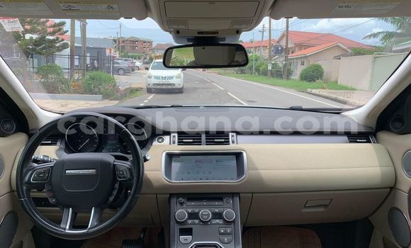 Ra Àlòkù Range Rover Evoque funfun Ọkọ̀ in Accra ni Greater Accra Ra Àlòkù Range Rover Evoque funfun Ọkọ̀ in Accra ni Greater Accra